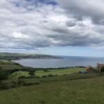 Blick über die Bucht nach Robin Hood's Bay Blick über die Bucht nach Robin Hood's Bay