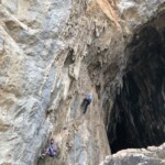 Tufa-Routen in der Grotta di Cavalli (6b&6b+)