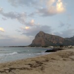 Strand mit Monte Monaco