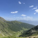Der Abstieg vom See