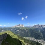 Langkofel und rechts Sella