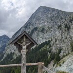 Kreuz und Gipfel