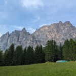 Blick zurück auf das Massiv - Punta Fiames ganz links war das Ziel