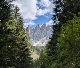 Durchs Bachtal auf die Geisler
