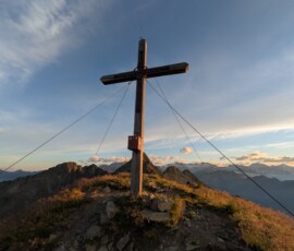 Das Kreuz der Kempspitze
